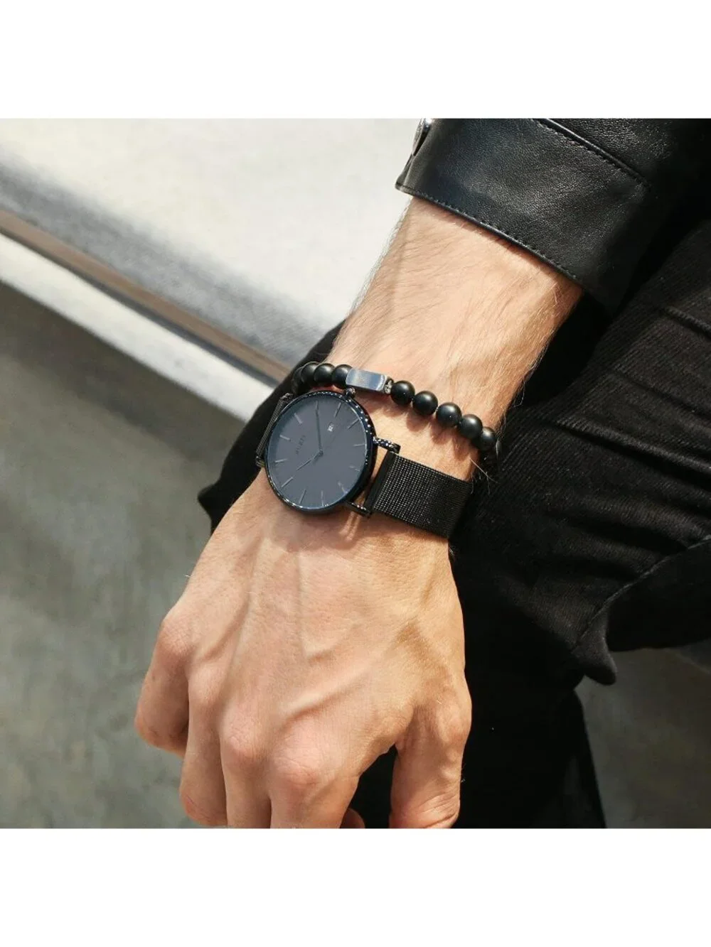 Men's Black Classic Mesh Strap Minimalist Analog Quartz Waterproof Wrist Watch